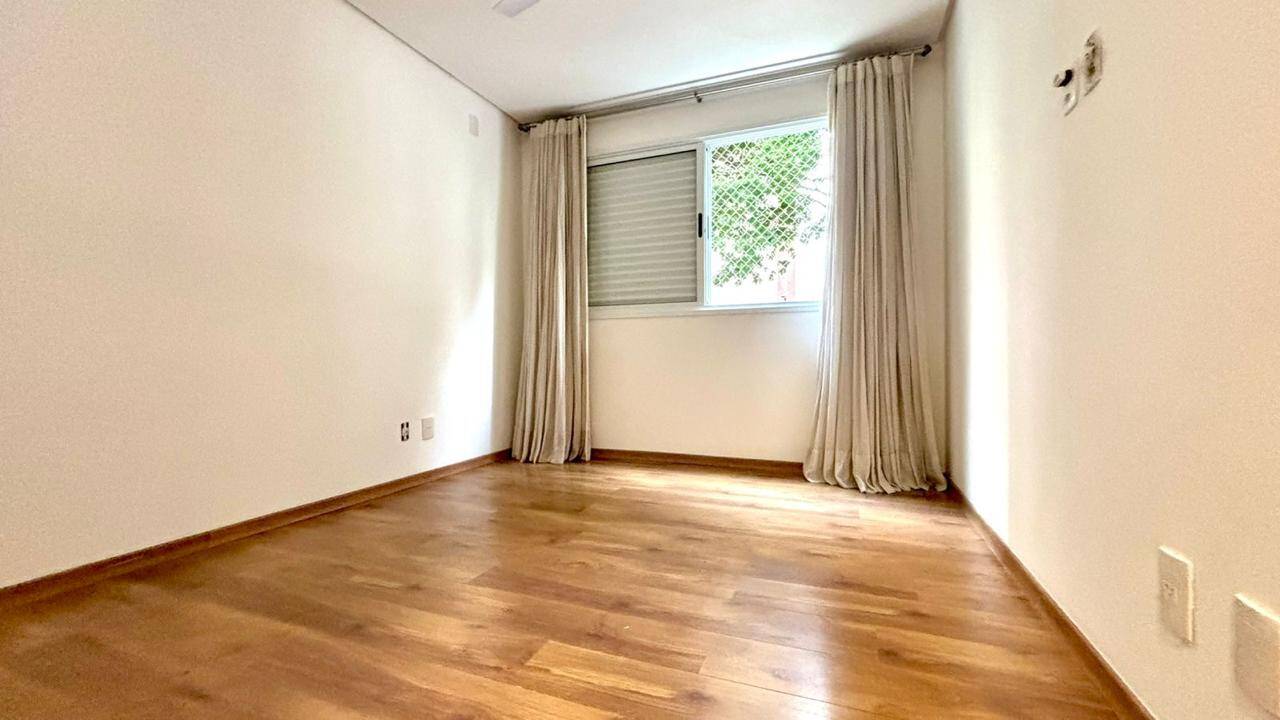 #7128 - Apartamento para Venda em São José dos Campos - SP