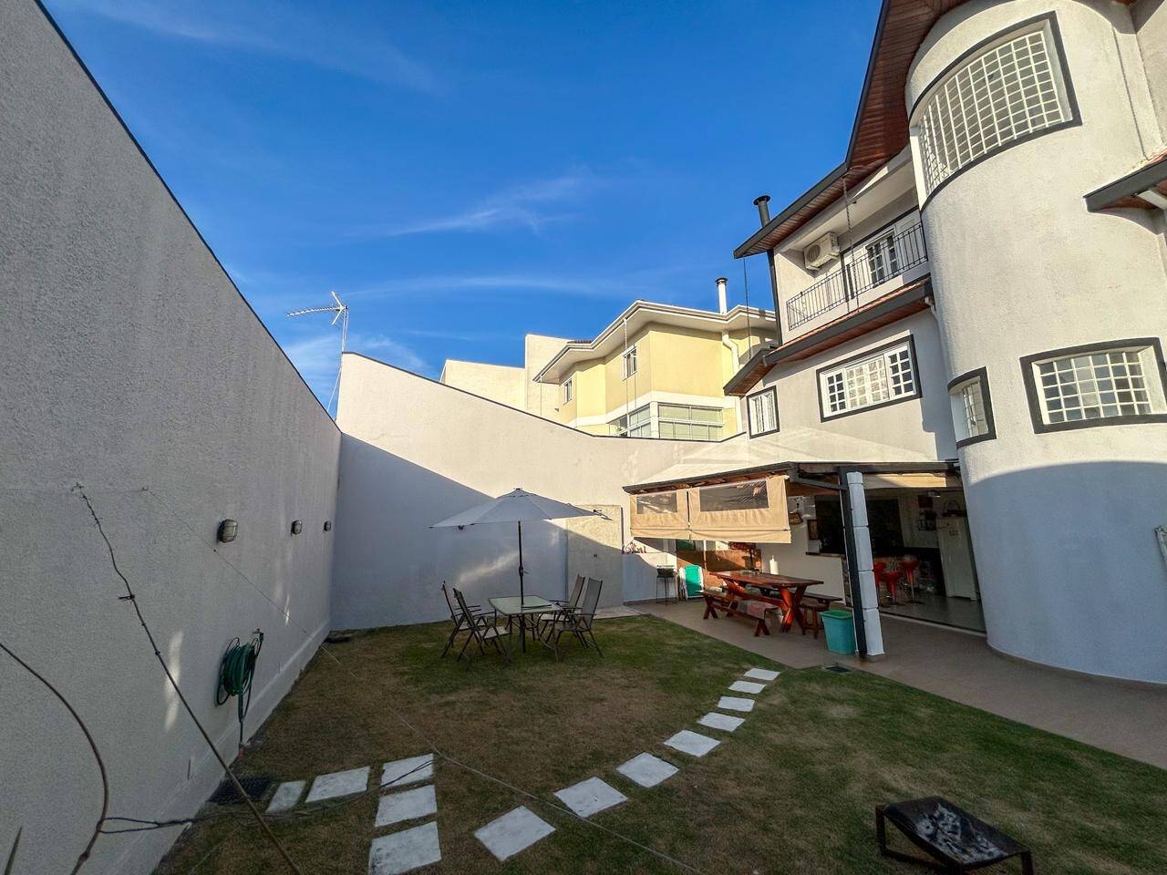 #7158 - Casa para Venda em São José dos Campos - SP