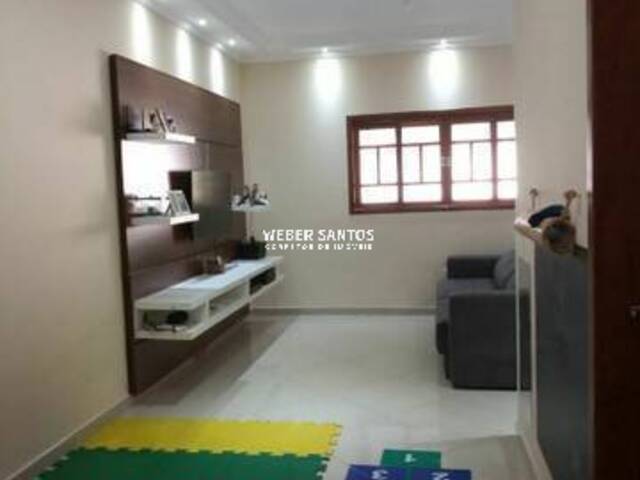 Casa para Venda em São José dos Campos - 2