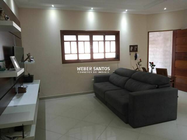 Casa para Venda em São José dos Campos - 3