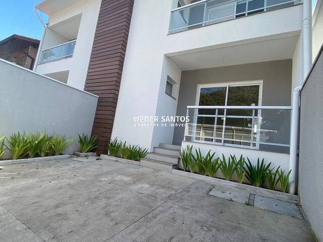 Casa para Venda em São José dos Campos - 2