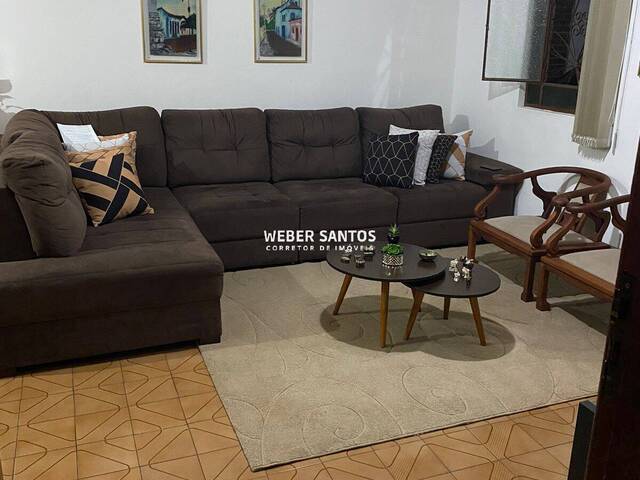 Casa para Venda em São José dos Campos - 3