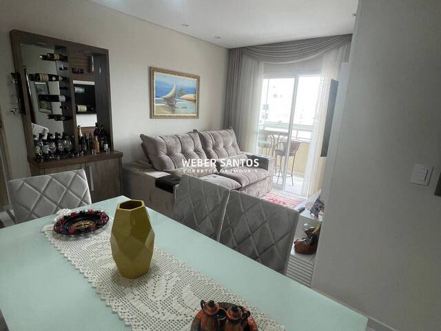 Apartamento para Venda em São José dos Campos - 3