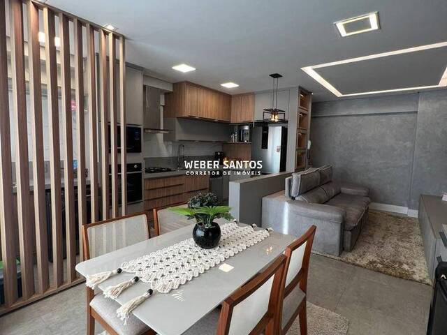 Apartamento para Venda em São José dos Campos - 2