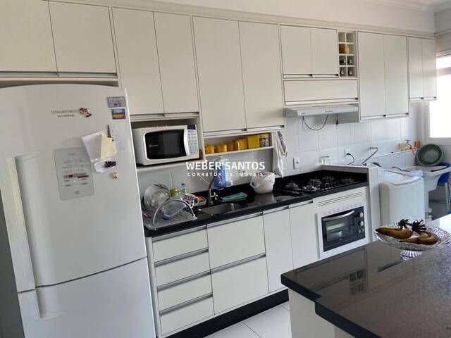 Apartamento para Venda em São José dos Campos - 3