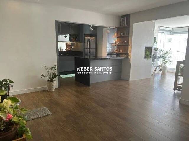 Apartamento para Venda em São José dos Campos - 3