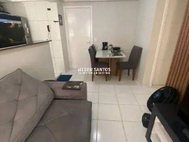 Apartamento para Venda em São José dos Campos - 2