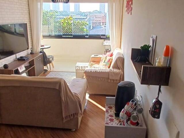 Apartamento para Venda em São José dos Campos - 2