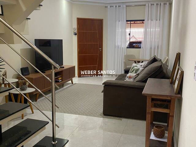Casa para Venda em São José dos Campos - 3