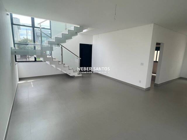 Casa em condomínio para Venda em São José dos Campos - 2