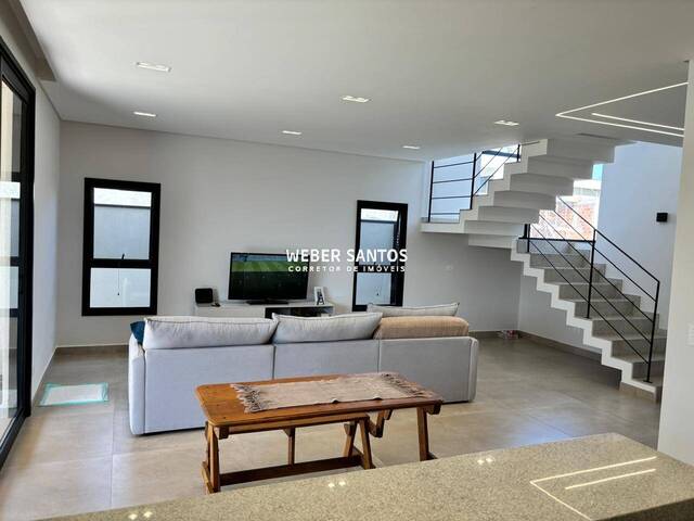 Casa em condomínio para Venda em São José dos Campos - 2