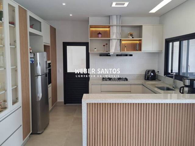 Casa em condomínio para Venda em São José dos Campos - 5