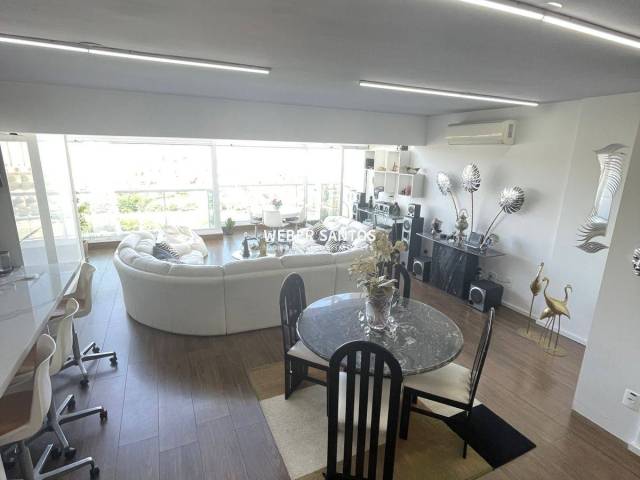 Apartamento para Venda em São José dos Campos - 2