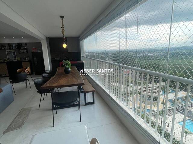 Apartamento para Venda em São José dos Campos - 2