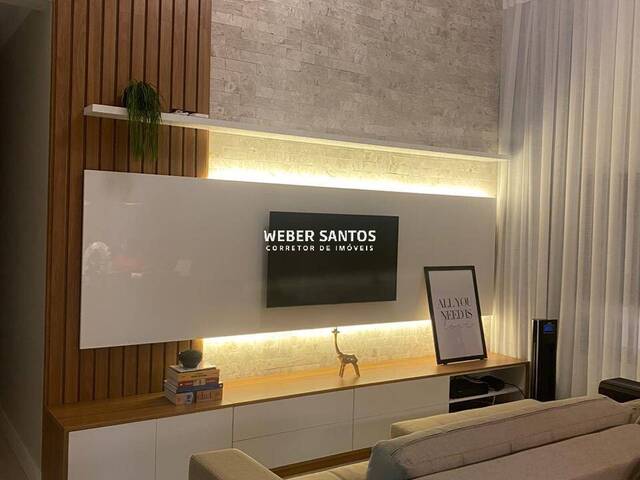 Casa para Venda em São José dos Campos - 3