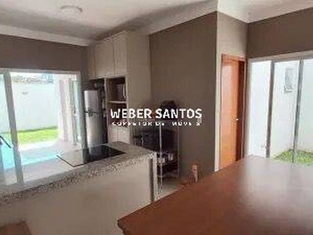 Casa em condomínio para Venda em São José dos Campos - 2