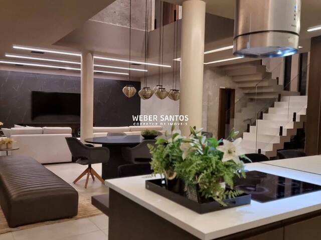 Casa em condomínio para Venda em São José dos Campos - 2